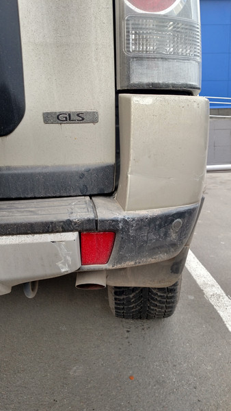 Клык заднего бампера правый Mitsubishi Pajero Wagon  2007 3.8 Бензин Одесса