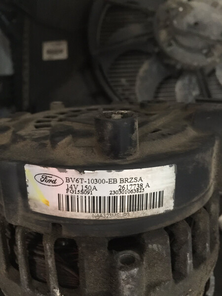 Генератор Ford Focus 3  2013 2.0 Бензин Черновцы