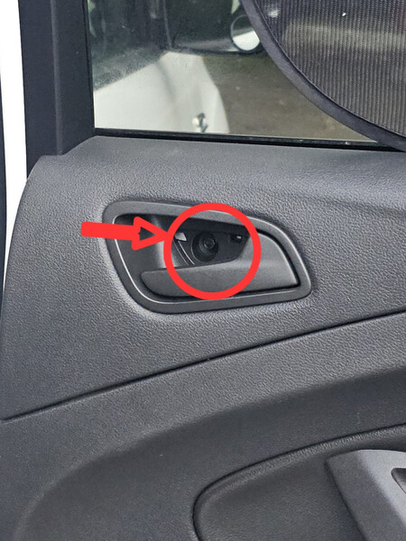 Заглушка в праві пасажирські двері Ford Escape  2013 універсал 2.5 Бензин 