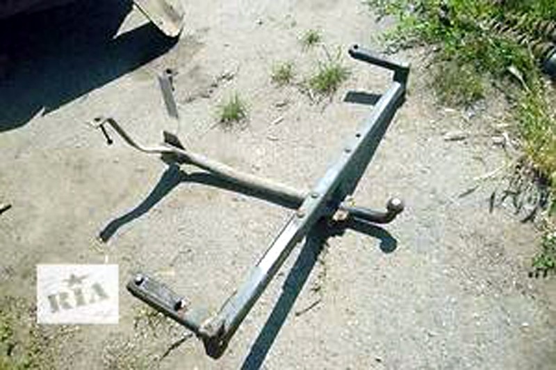 Фаркоп Ford Sierra  1988 хэтчбек 2.0 Бензин Киев