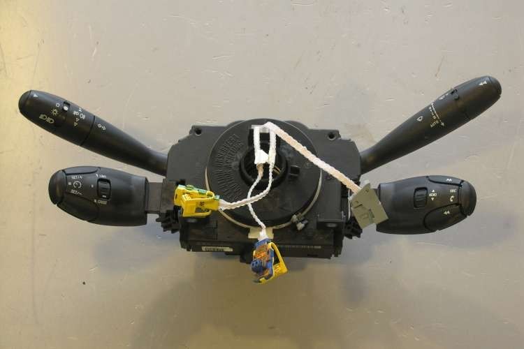 Переключатель подрулевой Peugeot 607 2005 г.  2.7 л дизель Одесса