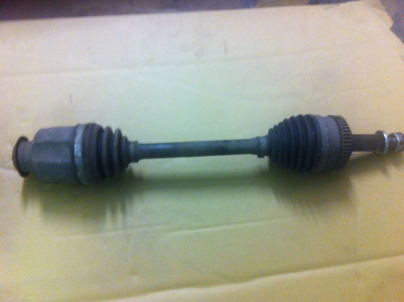 Напіввісь Hyundai ix35 2011 р.  2.0 л бензин Київ