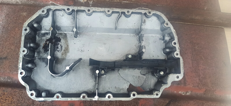 Масляный поддон Audi A6  1997 2.5 Дизель 