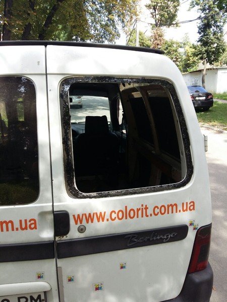 Заднее стекло на правую дверь Citroen Berlingo 1998 р.  2.0 л дизель Харків