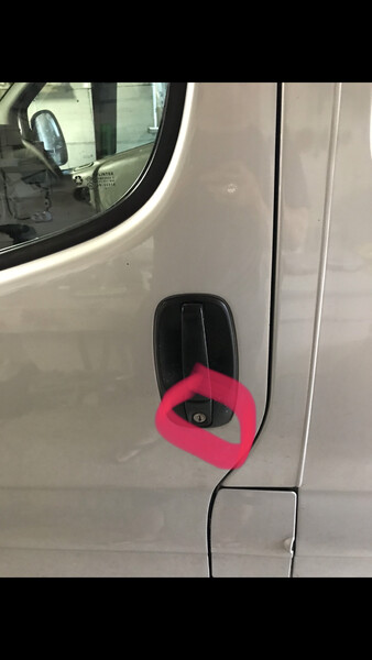 Серцевина замка водительской двери Renault Trafic 2  2005 2.0 Дизель Монастыриска