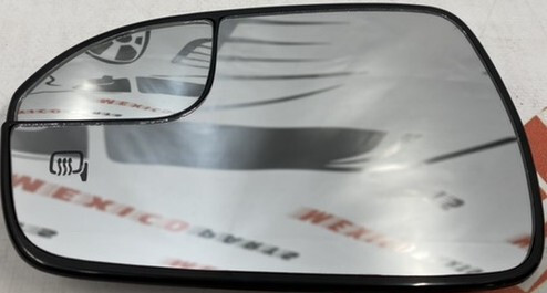 Элемень зеркальный бокового зеркалоа заднего вида левое Ford Focus 3  2015 хетчбек 2.0 Бензин Черкаси