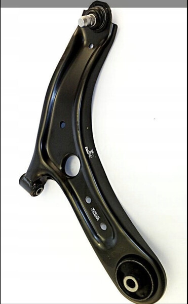 Важіль передній нижній правий Kia Stonic  2015 1.6 Дизель Вінниця