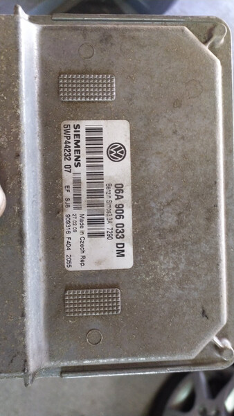 ЭБУ 06A906033DM   Skoda Octavia, Skoda Octavia Tour