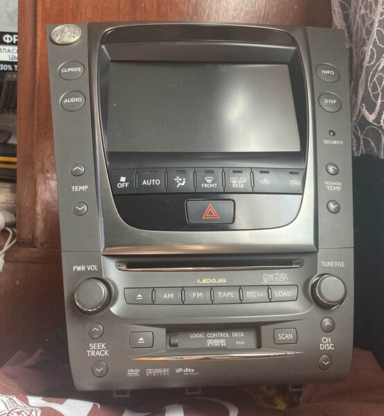 Радіоприймач та cd-програвач Lexus GS 300 2007 г.  3.0 л бензин
