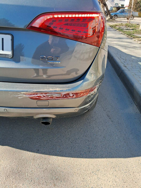 Два стопа в бампер Audi Q5 2015 г.  2.0 л бензин Яворов