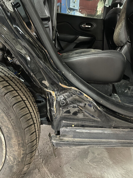 Арка-порог задняя правая Jeep Cherokee  2020 3.2 Бензин Киев