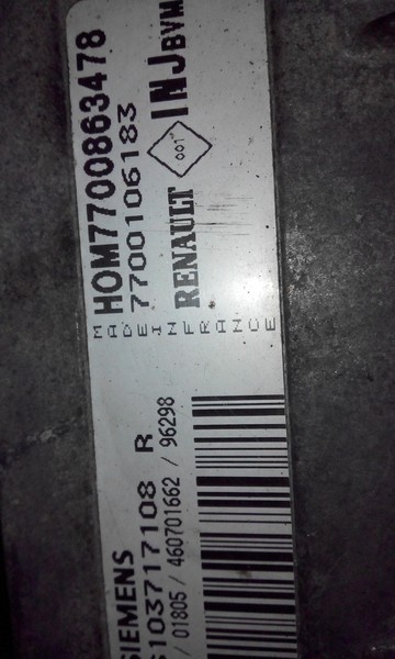 Блок управления двигателем 7700106183   Renault Laguna