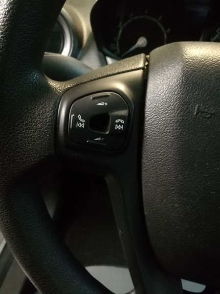 Кнопки на руль левые Ford Fiesta MK8  2018 хэтчбек 1.6 Бензин Харьков