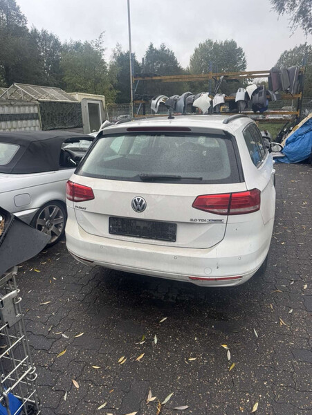 Бампер задний в сборе lc9a під парктроніки Volkswagen Passat B8  2016 универсал 2.0 Дизель Луцк