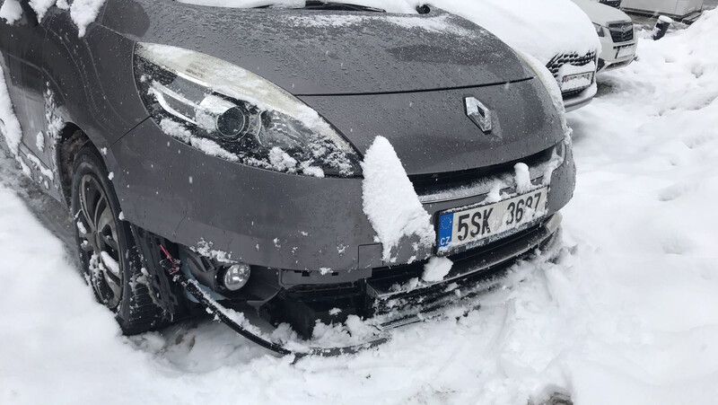 Бампер передній Renault Grand Scenic 3  2012 універсал 1.6 Дизель 