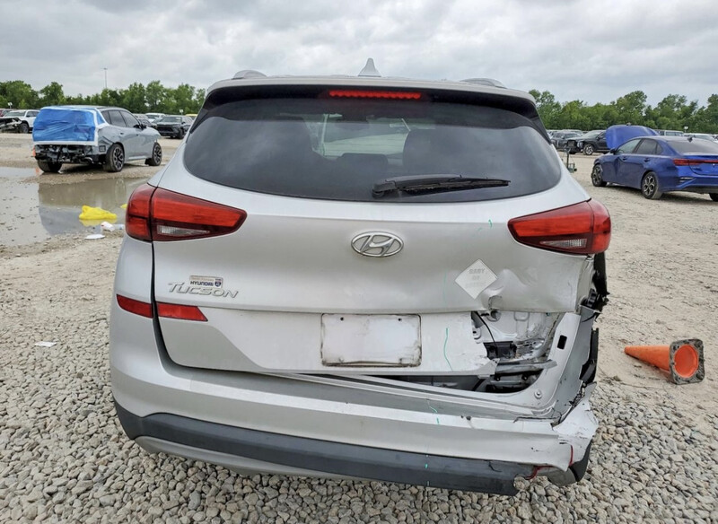 Задний бампер Hyundai Tucson  2019 2.4 Бензин Житомир