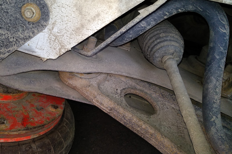 Саленблок балки Opel Vivaro  2012 2.0 Дизель Запорожье