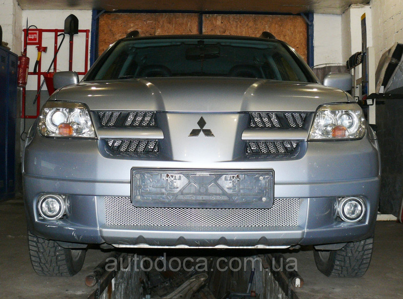 Губа переднего бампера Mitsubishi Outlander  2006 2.4 Бензин Харьков