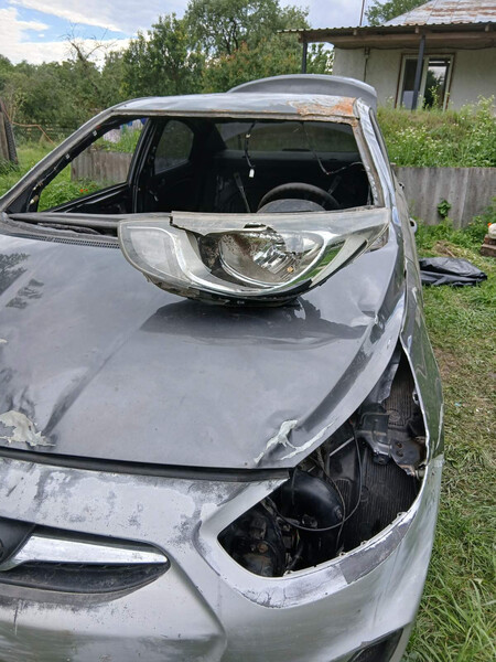 Фары передние Hyundai Accent  2012 1.4 Бензин Черкассы