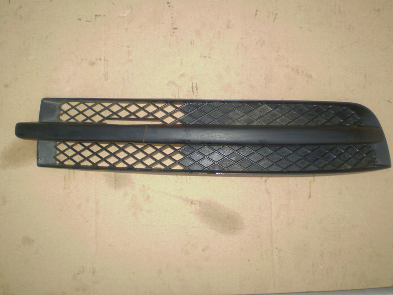 Решетка бампера Volkswagen Sharan  2002 1.9 Дизель Львов