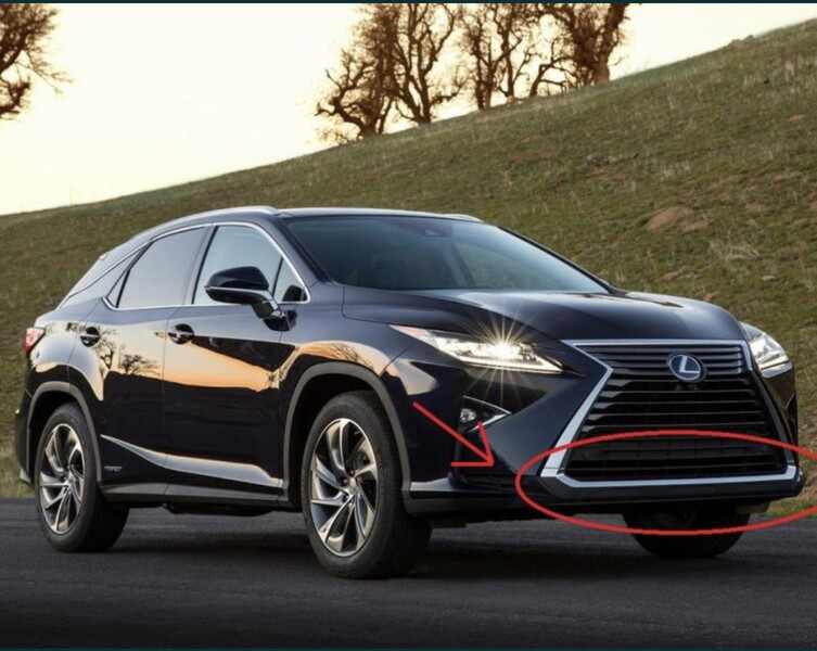 Накладка хромированная на передний бампер Lexus RX 2016 г.  3.5 л бензин Киев
