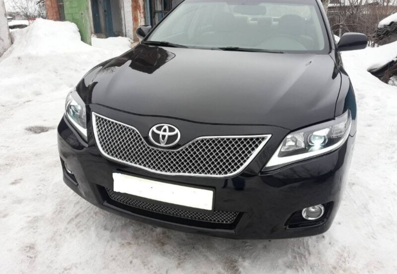 Фары передние Toyota Camry  2011 2.4 Бензин Хмельницкий