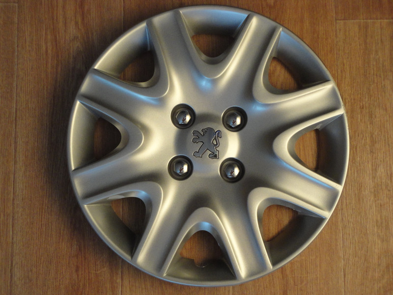 Колпаки колесные peugeot r15 Peugeot 207  2012 хэтчбек 1.6 Бензин Киев
