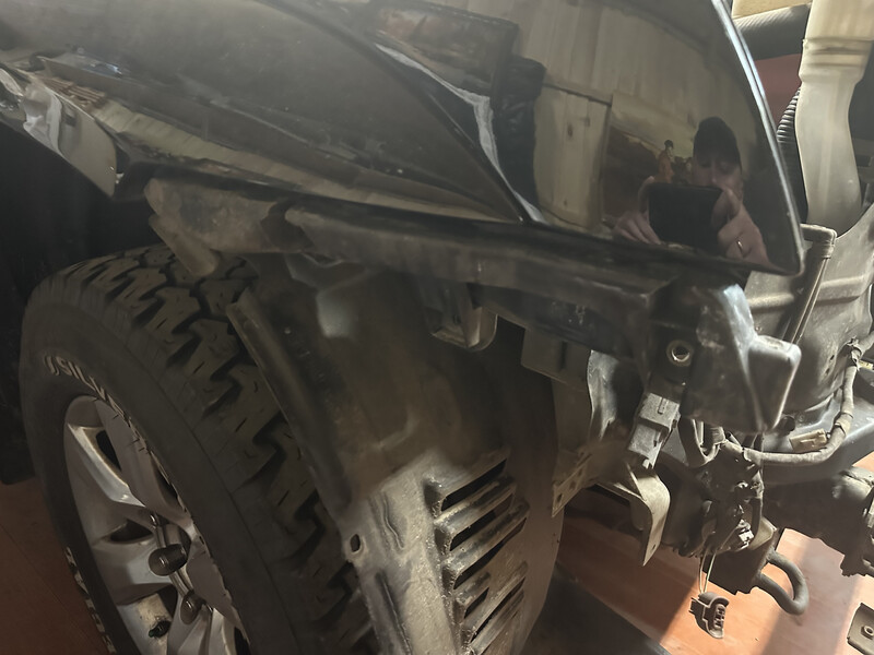 Направляючі бампера Toyota Land Cruiser Prado 120  2006 4.0 Бензин Песковка