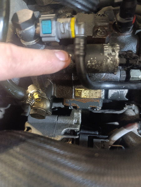 Регулятор низкого давления топлива Renault Megane 3  2014 хетчбек 1.5 Дизель 