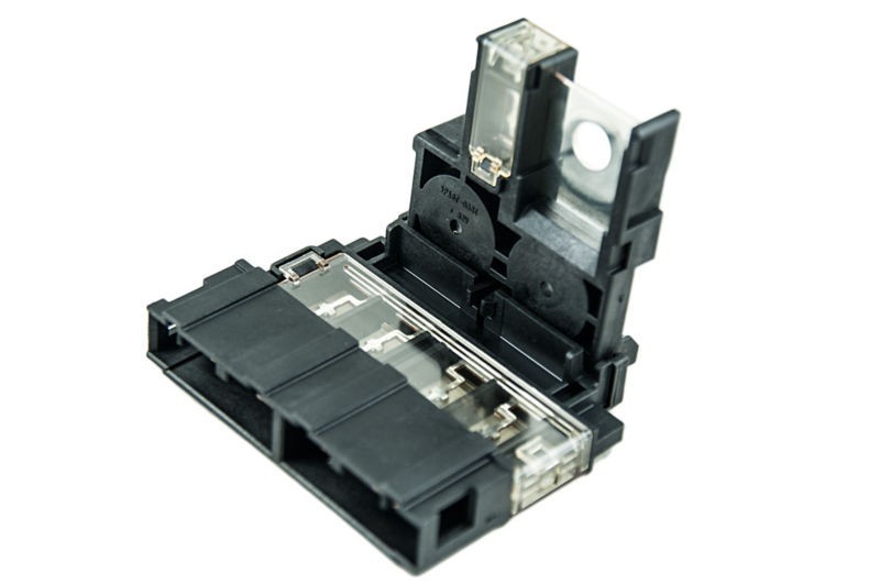 Кронштейн Блока предохранителей Nissan Micra K12  2008 хэтчбек 1.2 Бензин Днепропетровск