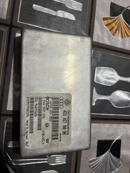 Єбу блок акпп Audi A8 B2 1998 р.  4.2 л бензин Рівне