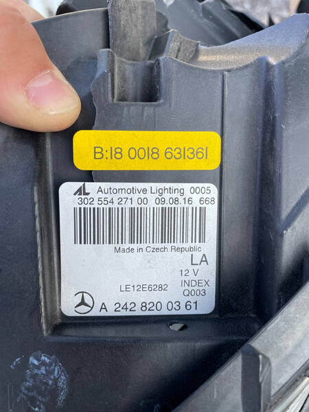 Передня фара Mercedes B-Class 2016 р.  Полтава