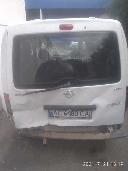 Крышка багажника Opel Combo универсал 2007 г.  1.4 л бензин Луцк