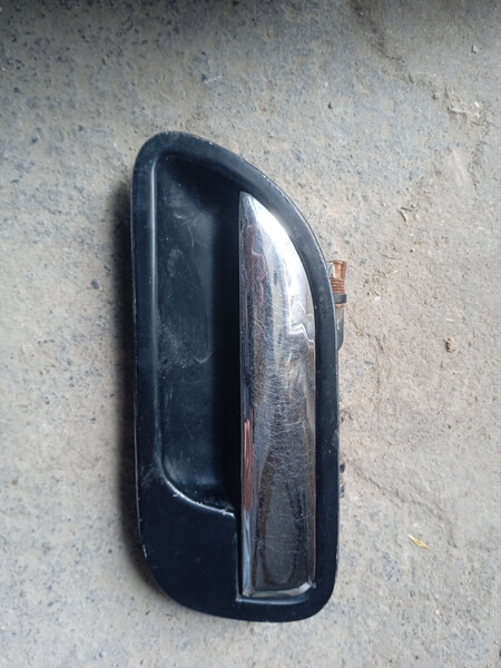 Дверная ручка Daewoo Prince 1998 г.  1.8 л бензин