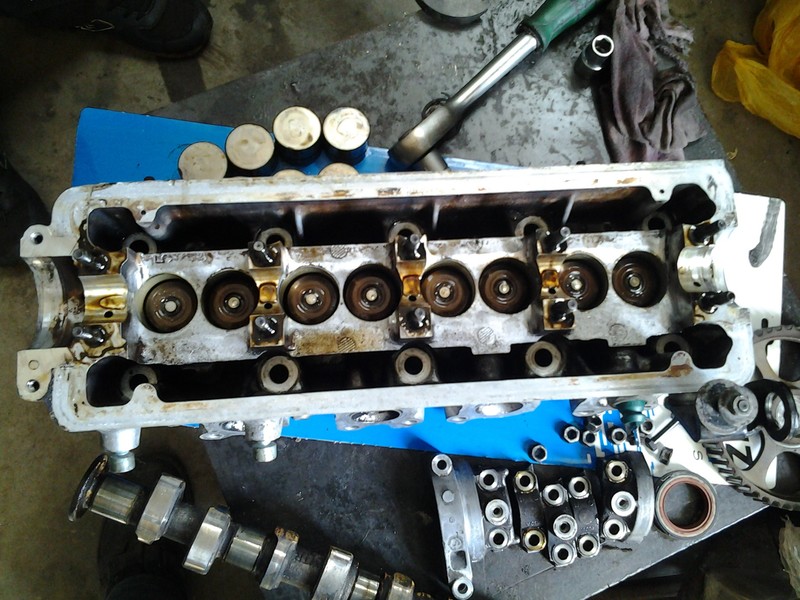 Головка циліндрів 032103373K   Seat Cordoba, Skoda Octavia, Volkswagen Golf