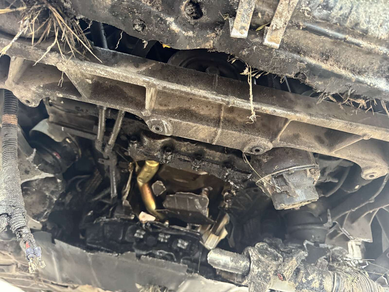 Поддон двигателя Lexus LS хэтчбек 2006 г.  4.6 л бензин Житомир