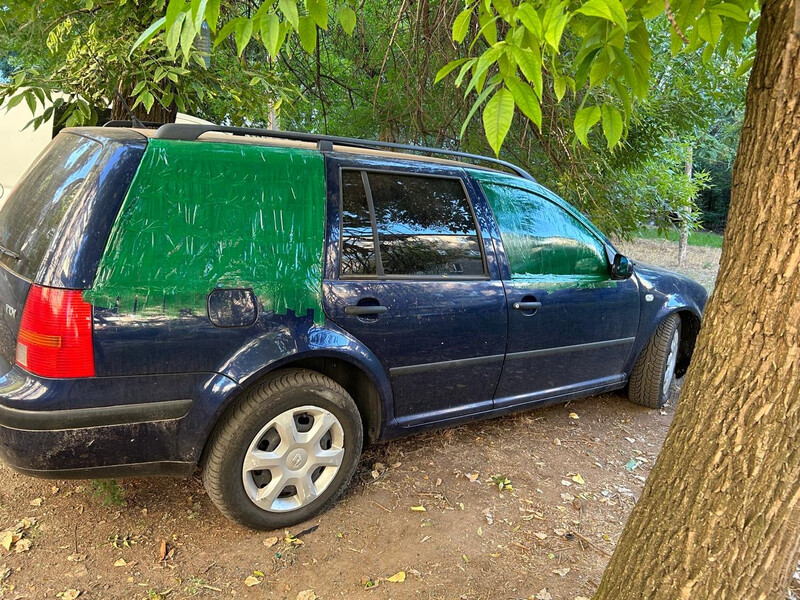 Стікло Volkswagen Golf 4 универсал 2001 г.  1.9 л дизель Черкассы