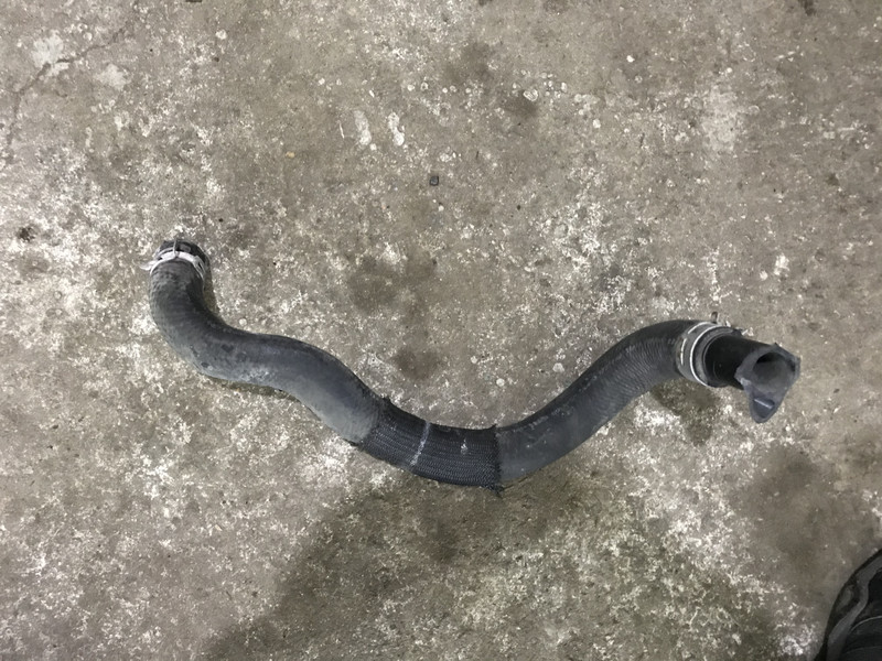 Патрубок радіатора нижній Toyota Highlander  2015 3.5 Бензин 