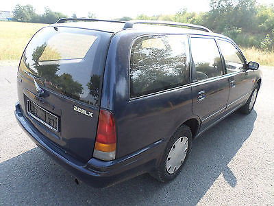 Коробка воздушного фильтра Nissan Primera P10  1992 универсал 2.0 Бензин Киев