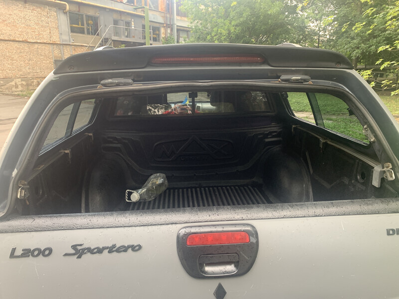 Заднє скло кунга Mitsubishi L 200  2008 2.5 Дизель Киев