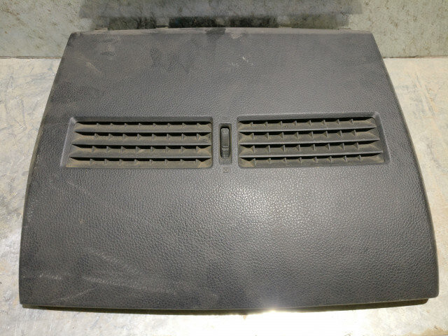 Верхний воздуховод Nissan Tiida C11  2007 хетчбек 1.6 Бензин Вінниця