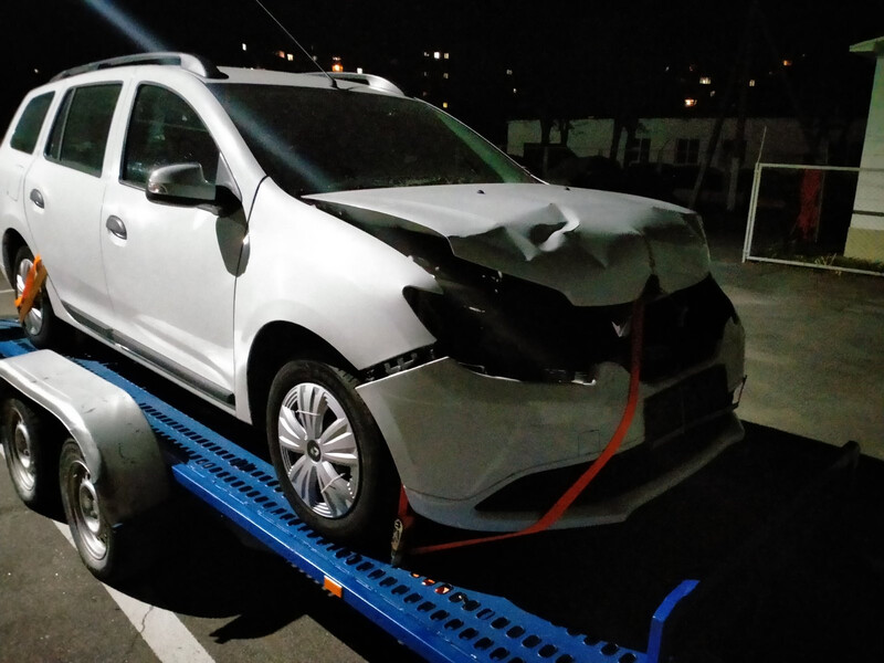 Капот білий Renault Logan 2 універсал 2013 р.  1.5 л дизель