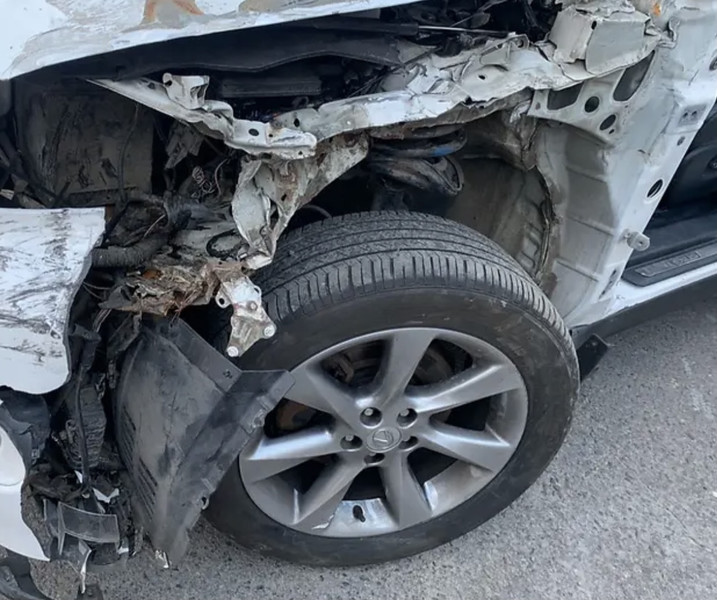 Подкрыльная планка Lexus RX 2010 г.  3.0 л бензин Черновцы