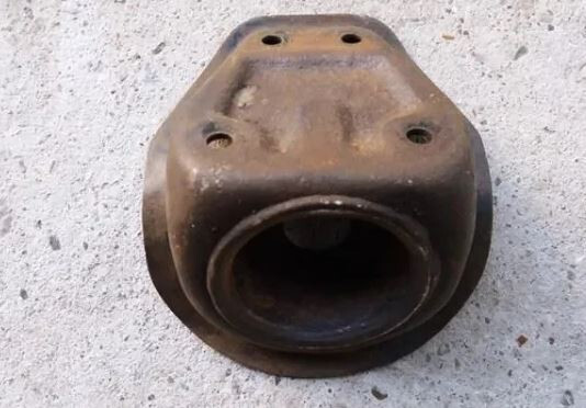 Кронштейн кабины передний Mercedes-Benz Vario  2001 2.9 Дизель Мукачево