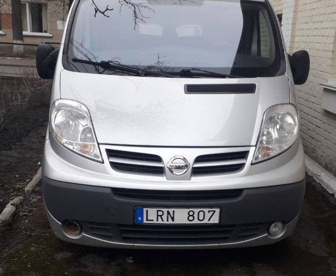 Бампер передний под противотуманки Nissan Primastar  2012 1.9 Дизель Хмельницкий