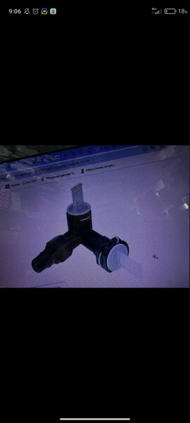 Штуцер прокачки щеплення Suzuki SX4  2008 хэтчбек 1.6 Бензин Прилуки