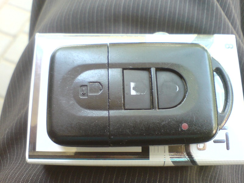 Смарт ключ Nissan Micra K12  2007 1.3 Бензин 