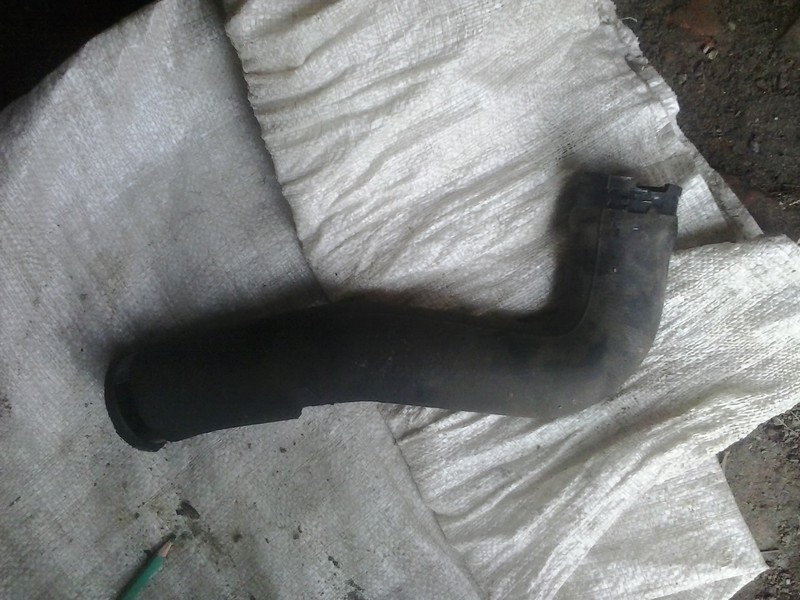 Патрубок интеркулера Ford Transit  2005 20.0 Дизель Кролевец