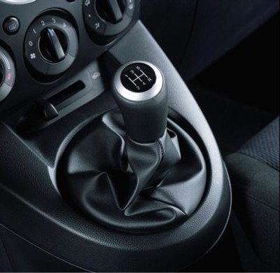 Декор ручка переключ передач 5 ступеней. Mazda 6  2010 1.8 Бензин Донецк