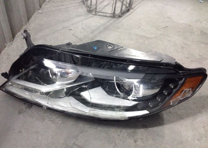 Фара левая Volkswagen Passat CC  2013 2.0 Бензин Хмельницкий